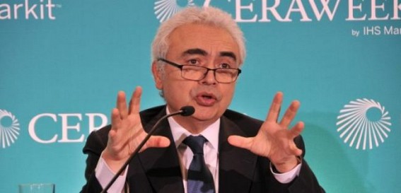 Demand for oil dives for first time since 2009: IEA Demand for oil dives for first time since 2009: IEA