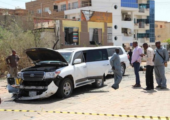 Sudanese PM survives assassination attempt Sudanese PM survives assassination attempt