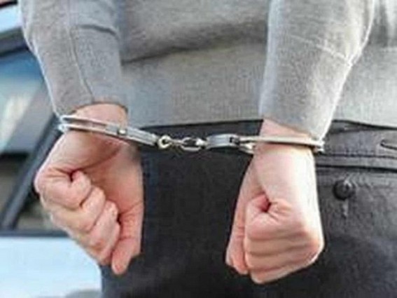 2 arrested in B'desh for selling fake anti-COVID-19 vaccine 2 arrested in B'desh for selling fake anti-COVID-19 vaccine