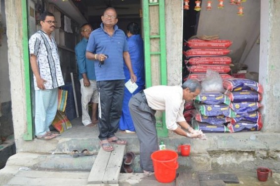 COVID-19 : Ration shops in alerts, hygiene maintained COVID-19 : Ration shops in alerts, hygiene maintained