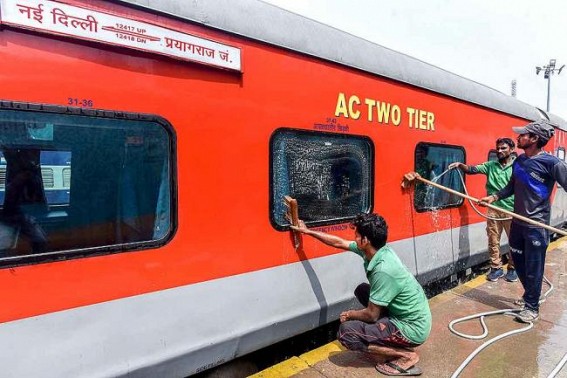 Railways cancels 90 pairs of trains between March 20 to 31 Railways cancels 90 pairs of trains between March 20 to 31