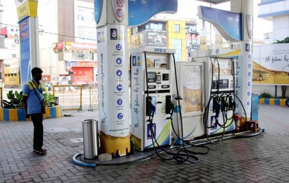 Demand for fuel at doorstep shoots up in NCR amid lockdown Demand for fuel at doorstep shoots up in NCR amid lockdown