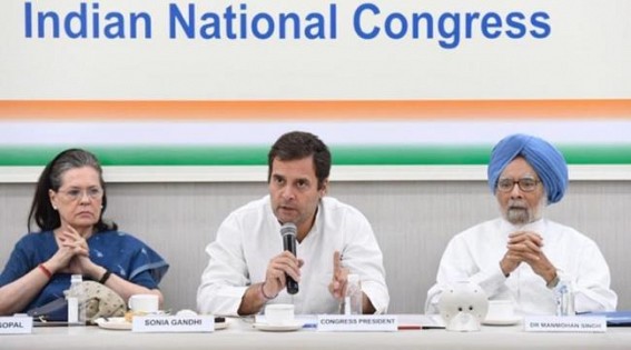 Sonia forms 11-member panel with Manmohan Singh, Rahul as members