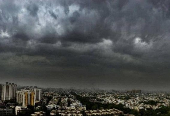 Rain brings down temp, relief for Delhi residents Rain brings down temp, relief for Delhi residents