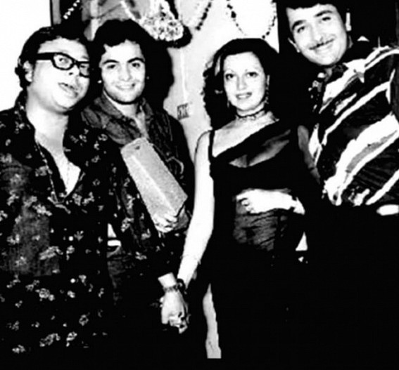 Kareena shares 'irreplaceable' pic: Rishi, Randhir, Babita, RD Burman in 1 frame Kareena shares 'irreplaceable' pic: Rishi, Randhir, Babita, RD Burman in 1 frame