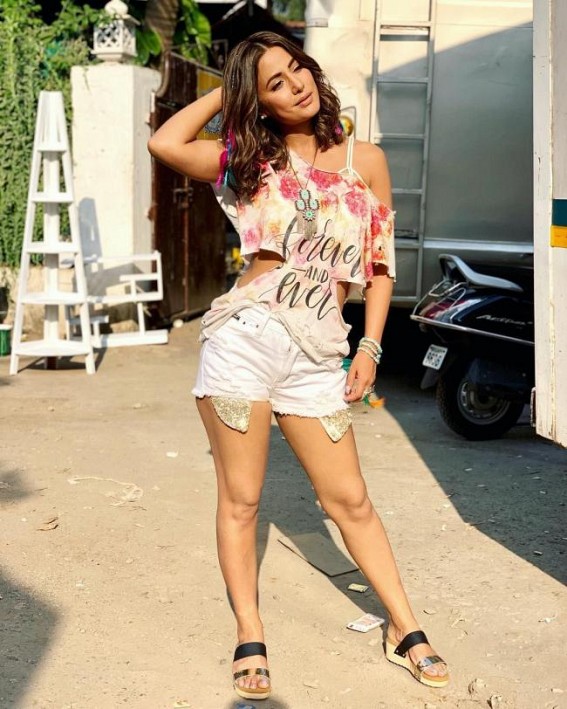 Hina Khan: Ramzan in lockdown is a boon Hina Khan: Ramzan in lockdown is a boon