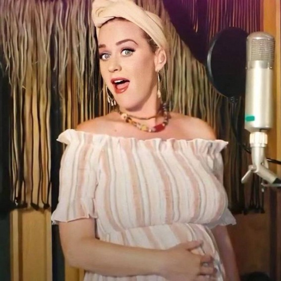 Katy Perry cries while 'doing simple tasks' during pregnancy