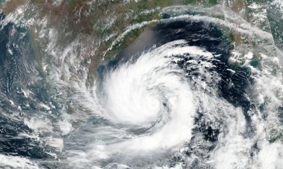 'Amphan' weakens into Very Severe Cyclone Storm 'Amphan' weakens into Very Severe Cyclone Storm
