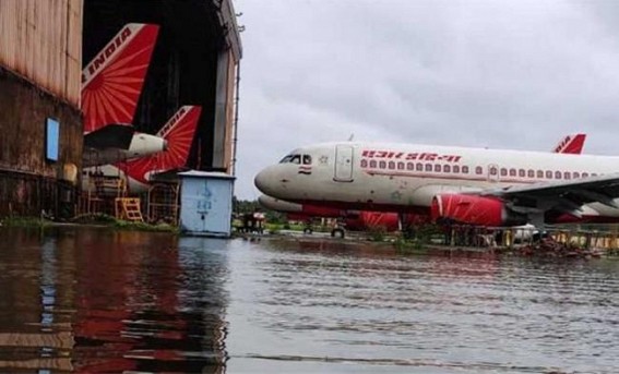 Kolkata airport now functional, Air India hangar damaged
