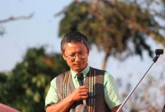 Mizo Convention General Secretary apologized for calling Tripura's Royal Scion a ‘Communal’ Mizo Convention General Secretary apologized for calling Tripura's Royal Scion a ‘Communal’