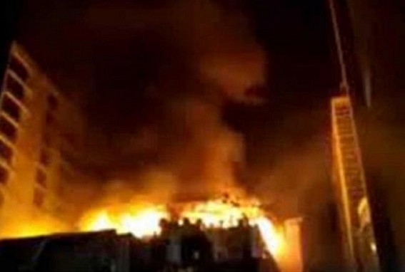 12 rescued from burning Mumbai building, fire doused 12 rescued from burning Mumbai building, fire doused