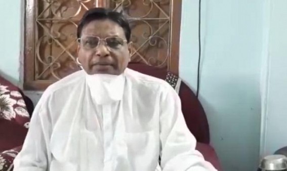 'PM told unemployed youths to sale Pakodas and now our CM told them to sale Chops' : Gopal Roy 'PM told unemployed youths to sale Pakodas and now our CM told them to sale Chops' : Gopal Roy