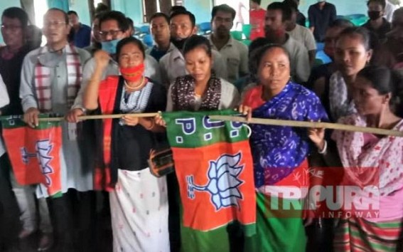 29 families joined BJP in Teliamura 29 families joined BJP in Teliamura