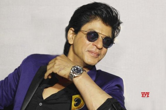 SRK wants wife Gauri to refurbish his office ceiling