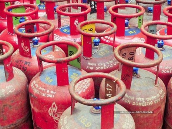 Time limit for availing LPG cylinders by Ujjwala beneficiaries extended Time limit for availing LPG cylinders by Ujjwala beneficiaries extended