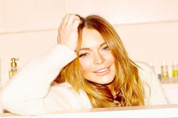 Lindsay Lohan, sister to be maids of honour at mother's wedding