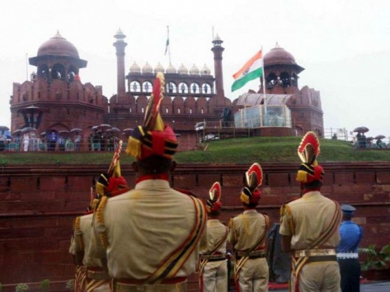 Trimmed guest list for Rashtrapati Bhavan 'At Home' event on I-Day Trimmed guest list for Rashtrapati Bhavan 'At Home' event on I-Day