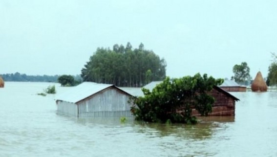B'desh flood situation improves with receding water levels B'desh flood situation improves with receding water levels