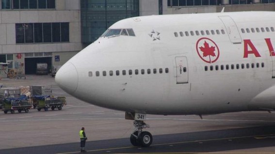 Nearly 1,000 flights in Canada carried Covid-19 cases since Feb Nearly 1,000 flights in Canada carried Covid-19 cases since Feb