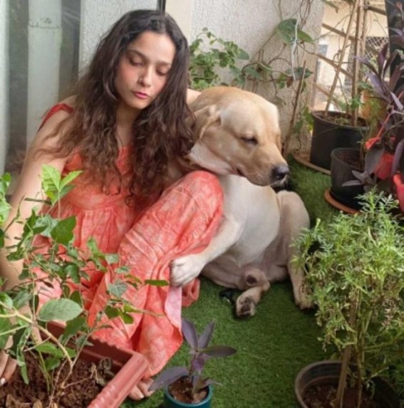 Ankita Lokhande fulfils Sushant's dream by planting saplings