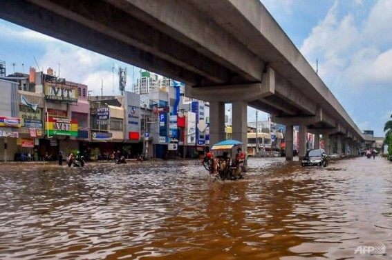 2 killed, 20 injured in Jakarta floods 2 killed, 20 injured in Jakarta floods