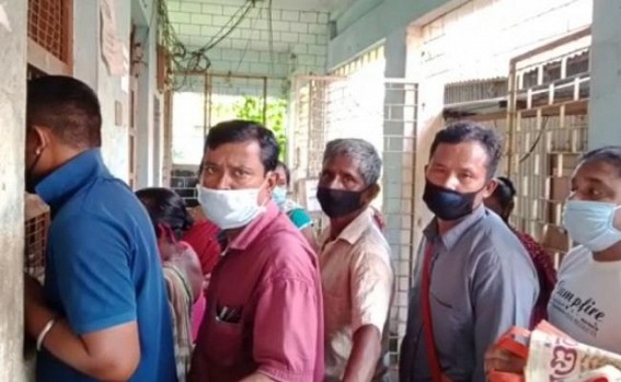 Social Distance and safety norms violated in Teliamura Electric Office Social Distance and safety norms violated in Teliamura Electric Office