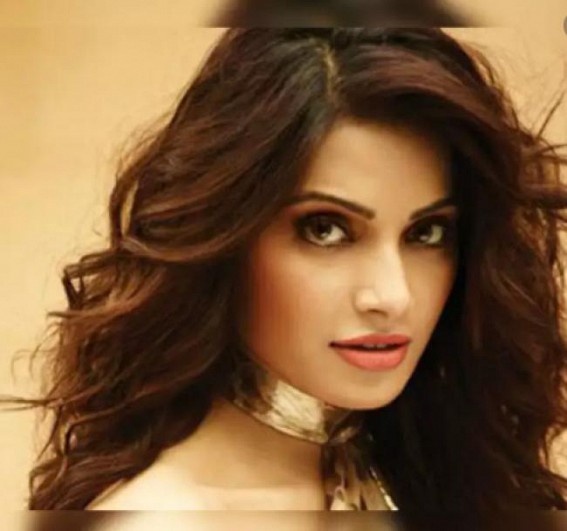 Bipasha Basu stresses on self love Bipasha Basu stresses on self love