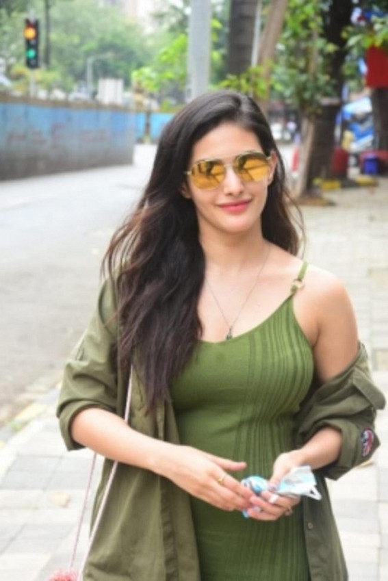 Amyra Dastur refutes Luviena Lodh's drug charges, considers legal action