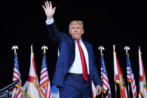 Trump to vote in person in Florida before hitting campaign trails