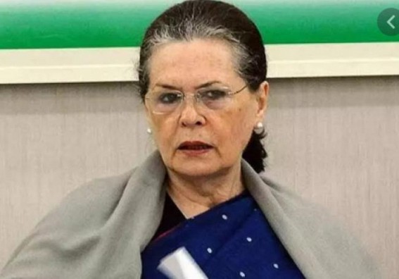 Doctors advise Sonia for sojourn outside Delhi to avoid pollution Doctors advise Sonia for sojourn outside Delhi to avoid pollution
