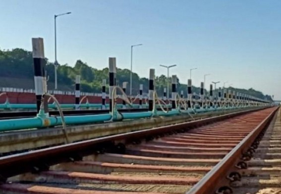 Man died after slipping into train tracks in Sabroom Man died after slipping into train tracks in Sabroom