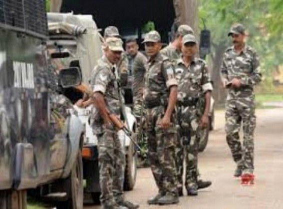 Gunfight between Maoists & security forces in J'khand Gunfight between Maoists & security forces in J'khand
