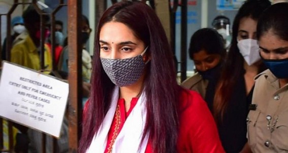 Sandalwood drugs case: SC notice on Ragini Dwivedi plea Sandalwood drugs case: SC notice on Ragini Dwivedi plea
