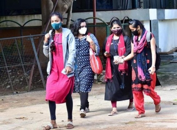 Andhra to crackdown on junior colleges sitting on students' certificates Andhra to crackdown on junior colleges sitting on students' certificates