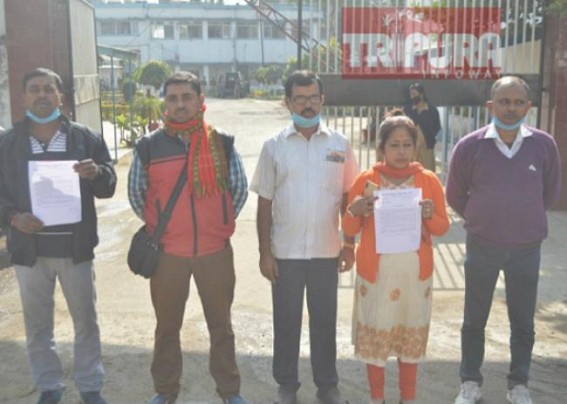 10323 Teachers Families Facing Severe Attacks across State : Joint Movement Committee sought Security from higher authority of Police 10323 Teachers Families Facing Severe Attacks across State : Joint Movement Committee sought Security from higher authority of Police