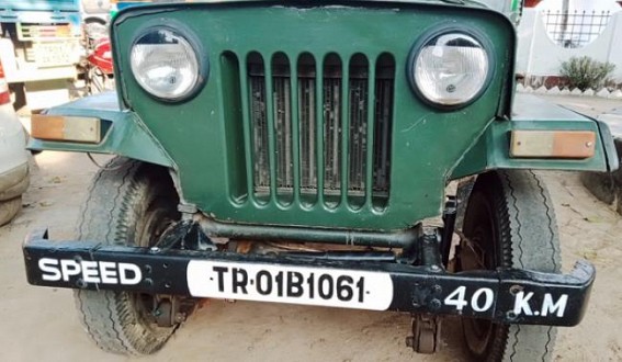 TSR vehicle injured an elderly man severely on Teliamura National Highway TSR vehicle injured an elderly man severely on Teliamura National Highway