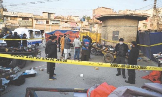 14 injured in Pakistan grenade attack