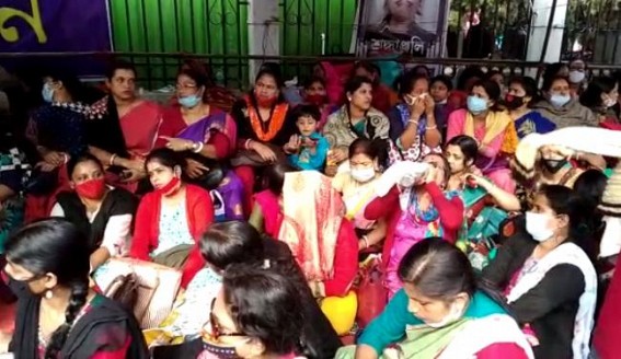 Heartless Governance ! Tripura's 10323 Teachers Continue Protests amid extreme Cold Weather : No Govt Representative met Teachers yet