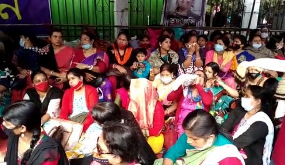 Heartless Governance ! Tripura's 10323 Teachers Continue Protests amid extreme Cold Weather : No Govt Representative met Teachers yet Heartless Governance ! Tripura's 10323 Teachers Continue Protests amid extreme Cold Weather : No Govt Representative met Teachers yet