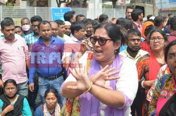 'Shiksha Matri hai,hai' slogan raised by 10323 teachers