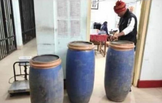 Rs. 10 lakhs worth dry-Ganja recovered BJP top leader’s home, No arrest Rs. 10 lakhs worth dry-Ganja recovered BJP top leader’s home, No arrest