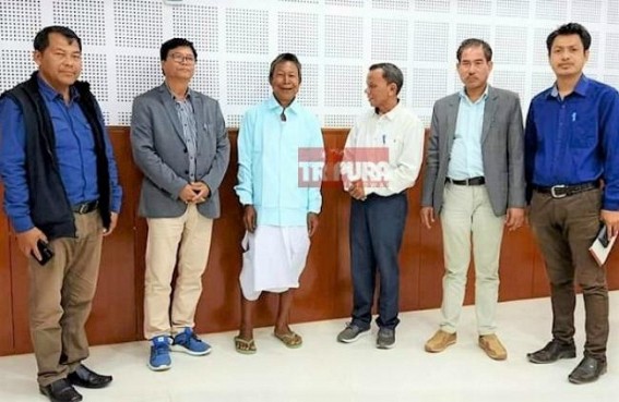 Manoranjan Debbarma helped by ADC administration Rs. 25,000, other commodities Manoranjan Debbarma helped by ADC administration Rs. 25,000, other commodities