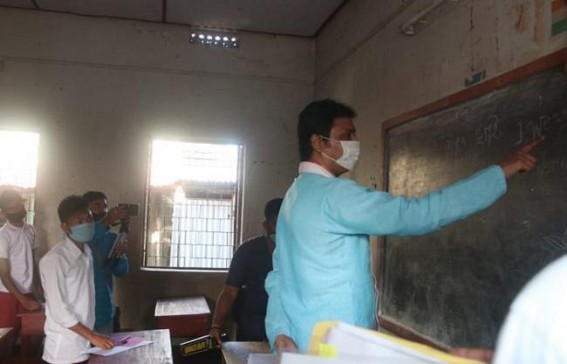 Biplab Deb turns India's New Educationist : Claims, 'No need of English Subject Teachers in Primary and Senior Basic Classes, Subject Teachers are needed only from Class-11' Biplab Deb turns India's New Educationist : Claims, 'No need of English Subject Teachers in Primary and Senior Basic Classes, Subject Teachers are needed only from Class-11'