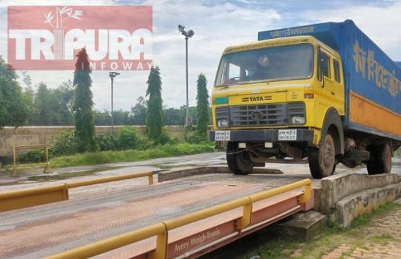 Trade begins as Akhaura Checkpost reopens Trade begins as Akhaura Checkpost reopens