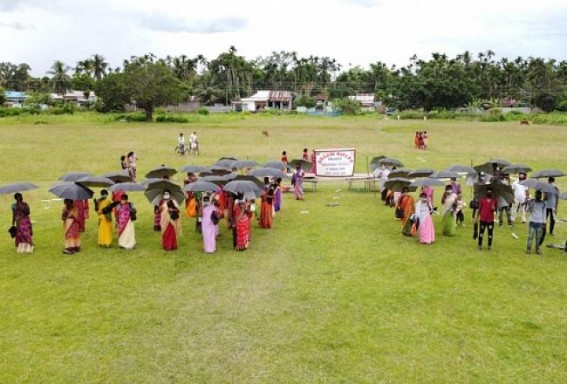 Monsoon : Assam Rifles distributed Umbrellas and Tarpaulins to needy people Monsoon : Assam Rifles distributed Umbrellas and Tarpaulins to needy people