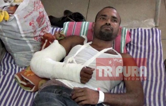3 CPI-M workers injured in BJP led attacks, hospitalized 3 CPI-M workers injured in BJP led attacks, hospitalized
