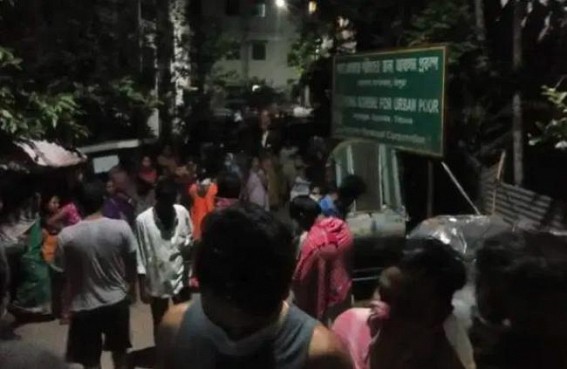 Despite testing Corona-negative, neighbours gathered to remove Assam returned man from area in Joynagar Despite testing Corona-negative, neighbours gathered to remove Assam returned man from area in Joynagar
