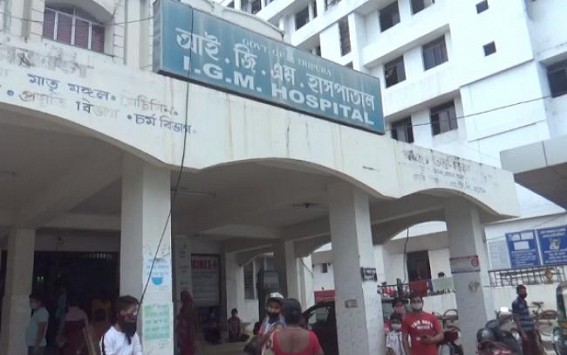 People are not following norms of social distancing in IGM hospital People are not following norms of social distancing in IGM hospital