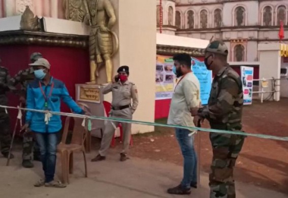 DM issues Legal Notice to Bharat Ratna Club Secretary for violating Govt guidelines on COVID-19 : Puja pandal sealed DM issues Legal Notice to Bharat Ratna Club Secretary for violating Govt guidelines on COVID-19 : Puja pandal sealed