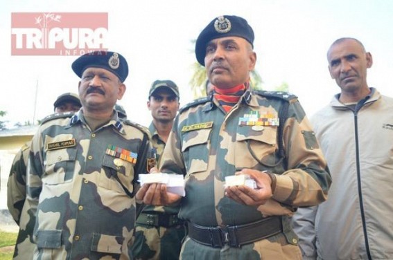 BSF seizes gold valued Rs 1 cr in Tripura, family of 3 held BSF seizes gold valued Rs 1 cr in Tripura, family of 3 held